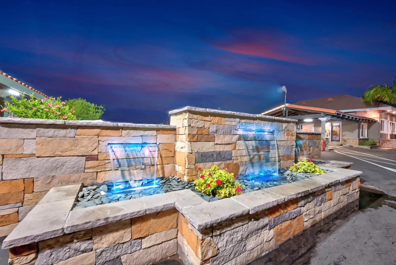 Traveler'S Inn Williams, Ca Modern Renovated Hotel Esterno foto