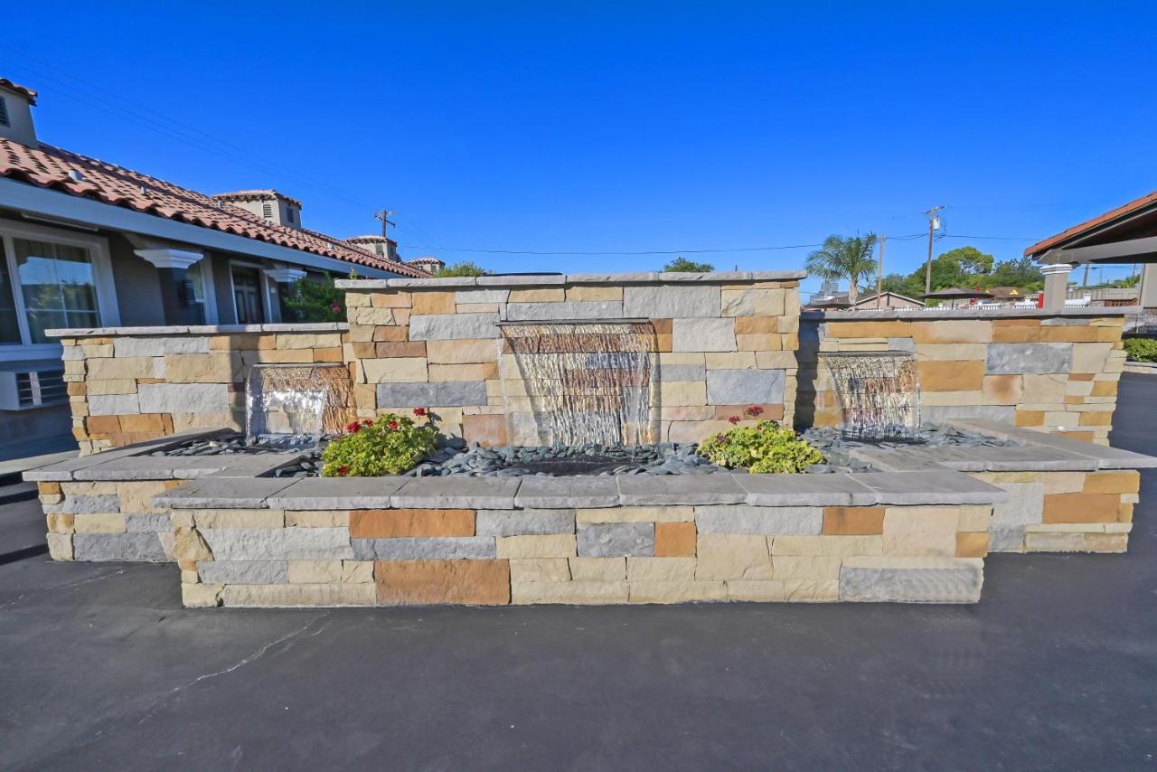 Traveler'S Inn Williams, Ca Modern Renovated Hotel Esterno foto